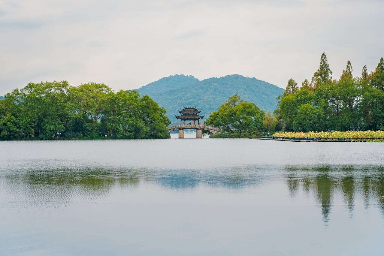 小学英语作文范文推荐：我最喜欢的季节，6篇英语作文轻松学