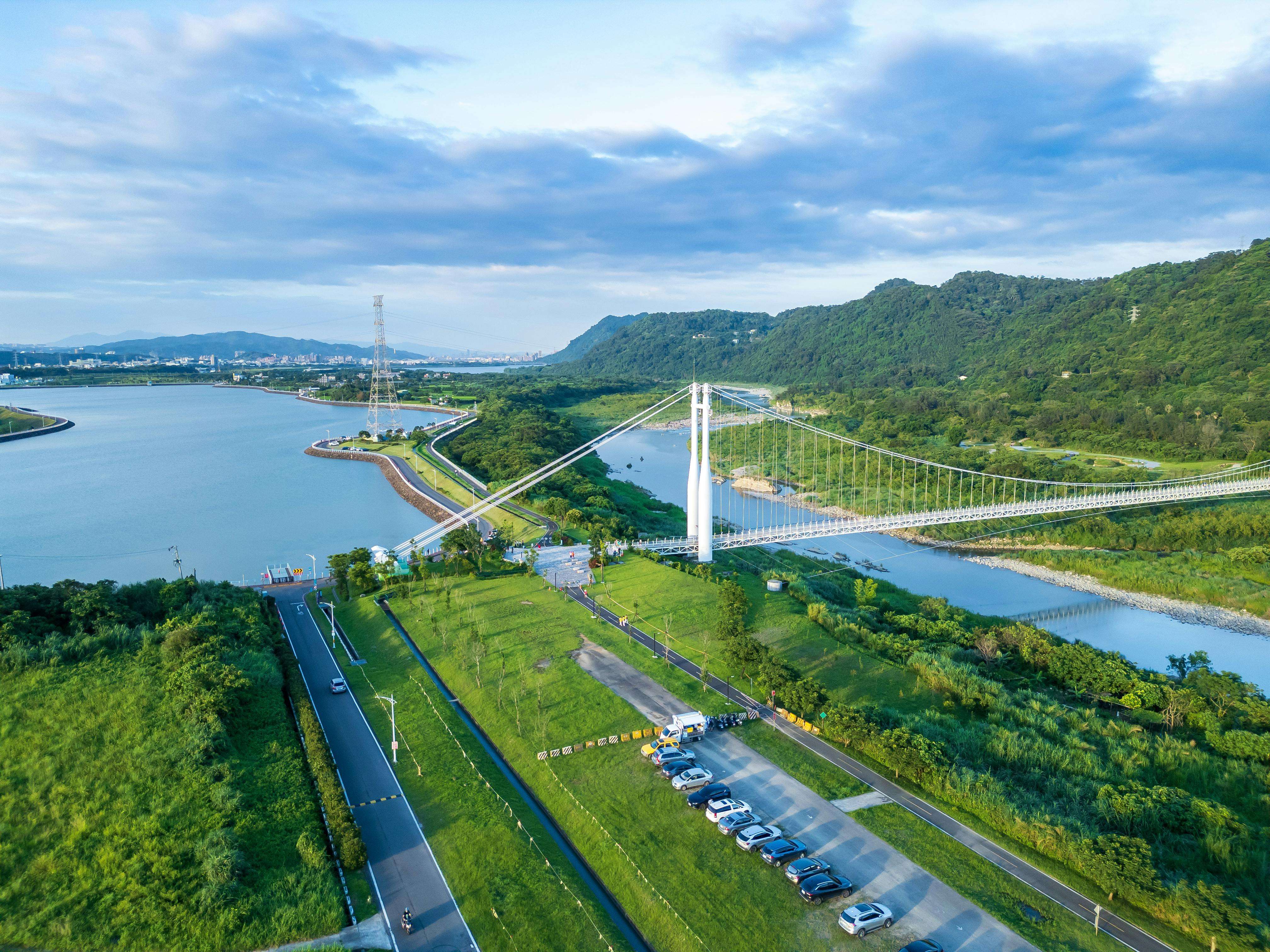 新手上路不慌张：8个基础商务英语邮件模板全解析